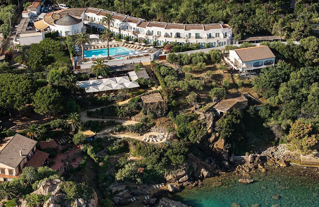 Le Calette Bay-1