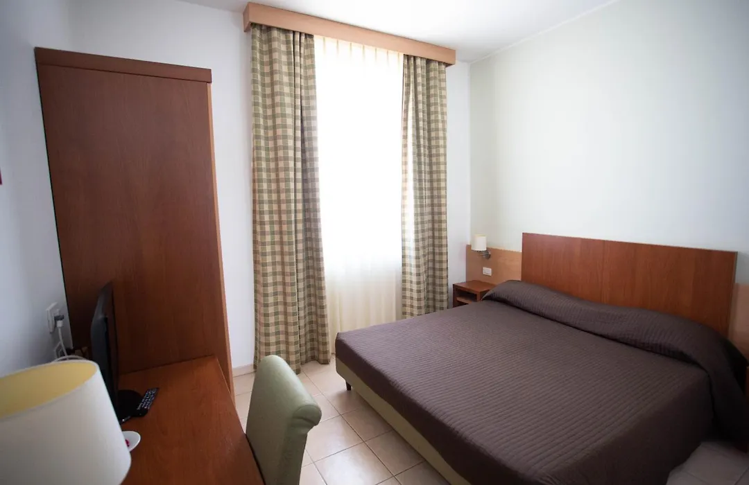 Hermes Hotel-1