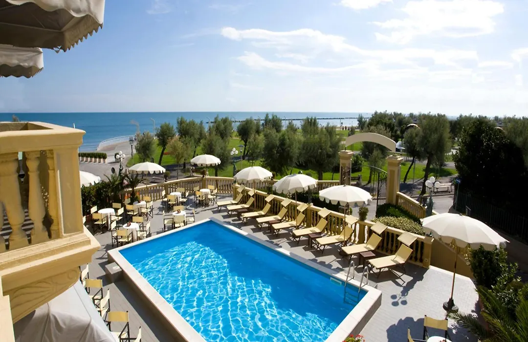 Hotel Vittoria-1