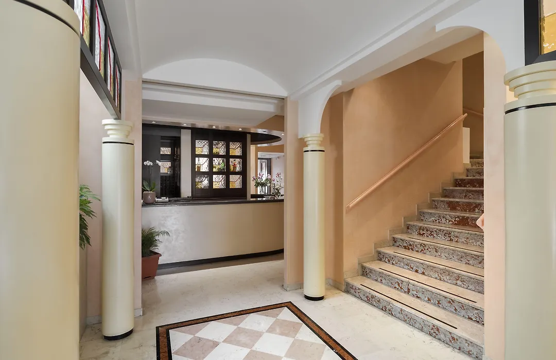 Hotel Garibaldi-1
