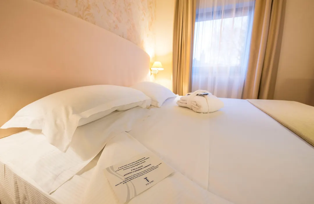 Hotel Touring-1