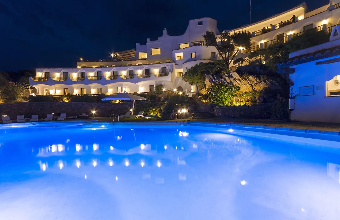 Hotel Luci Di La Muntagna-1