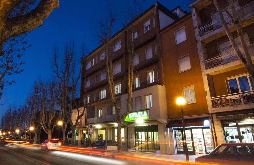 Hotel Italia-1