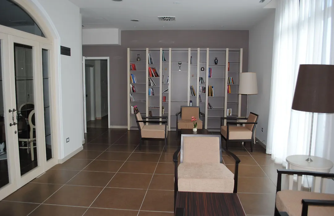 Hotel Fini-1