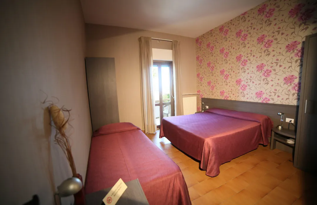Hotel Velus-1