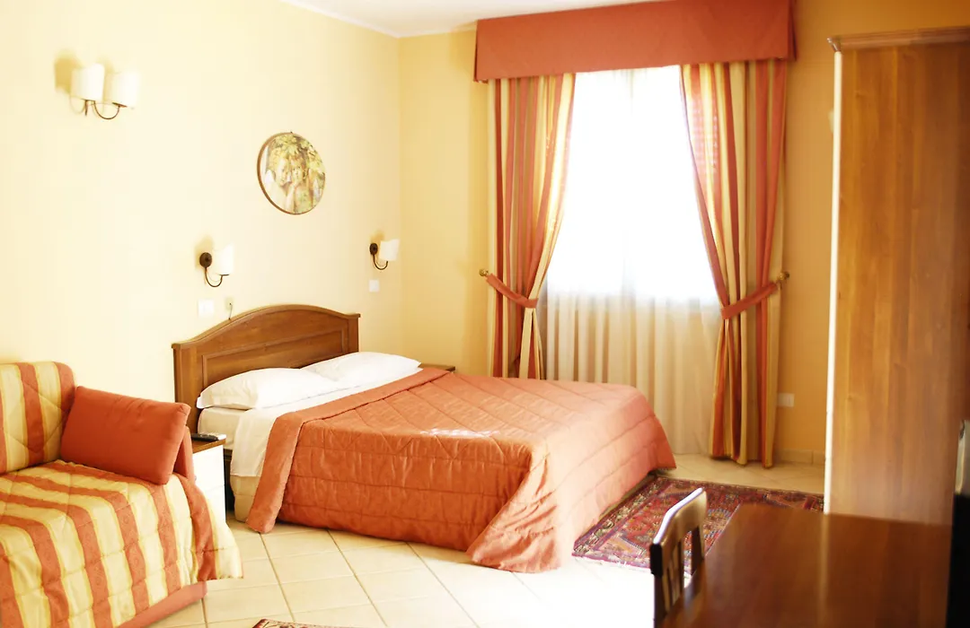 Greta Rooms Hotel-1