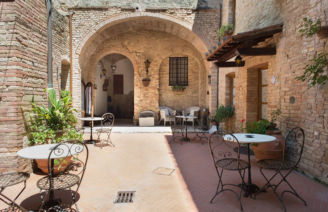 Residenza D'Epoca Palazzo Buonaccorsi-1