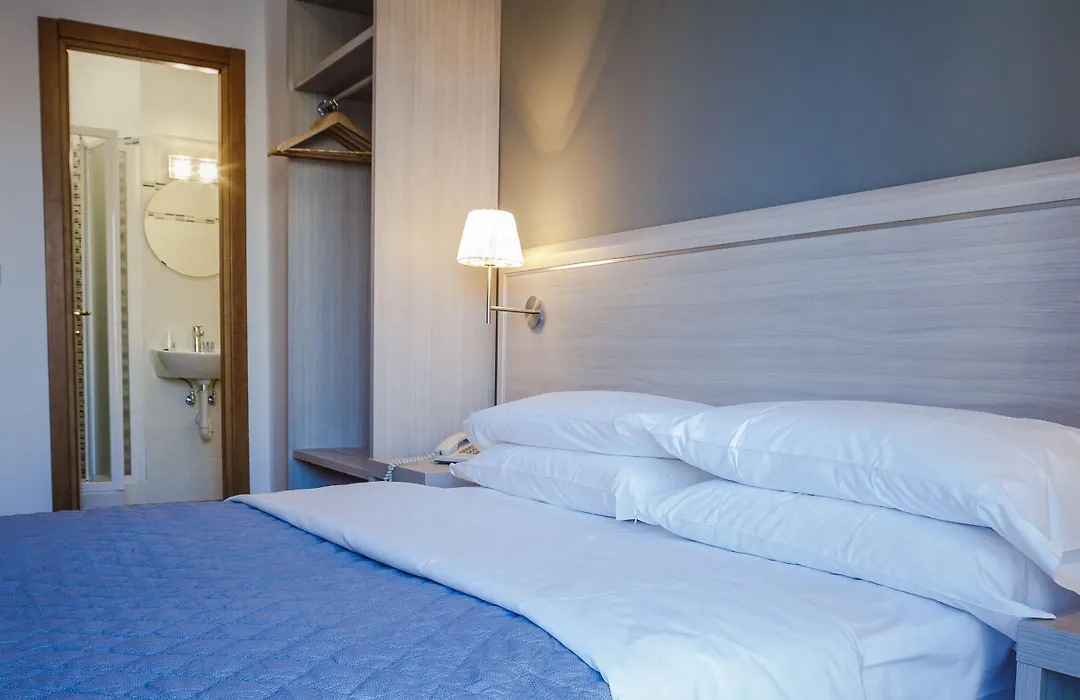 Twelve Hotel-1