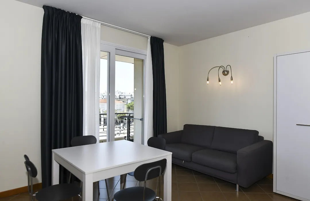Hotel Eden-1