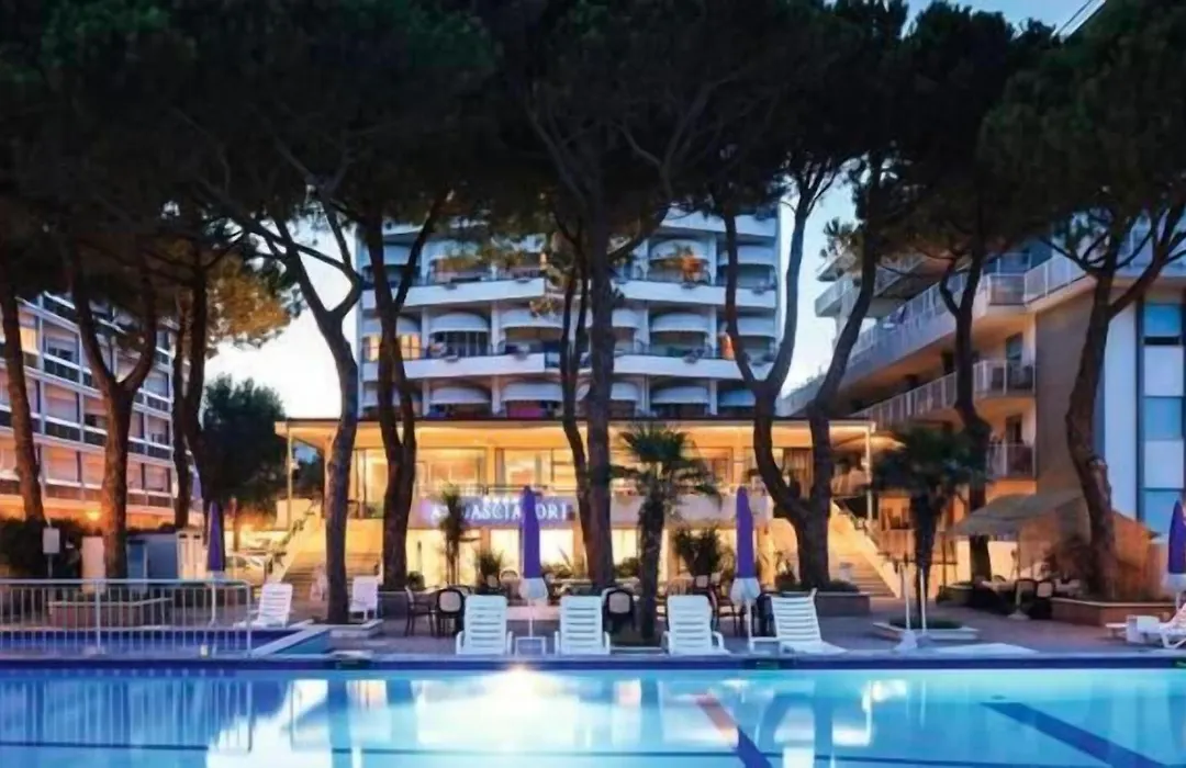 Hotel Ambasciatori Palace-1