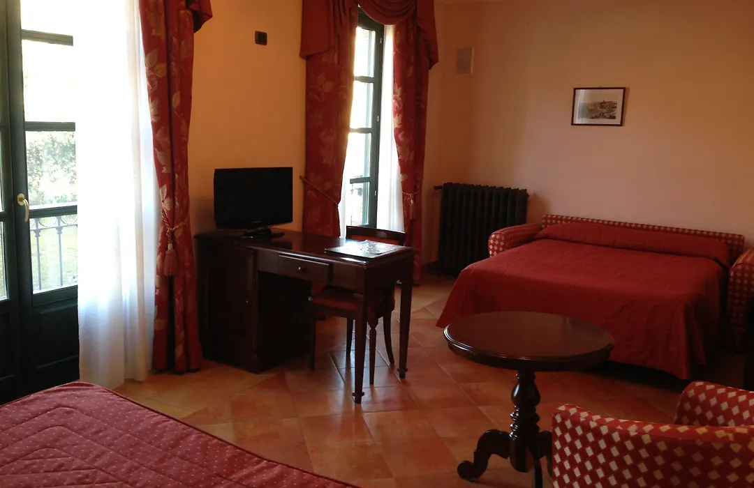 Hotel Barolo-1