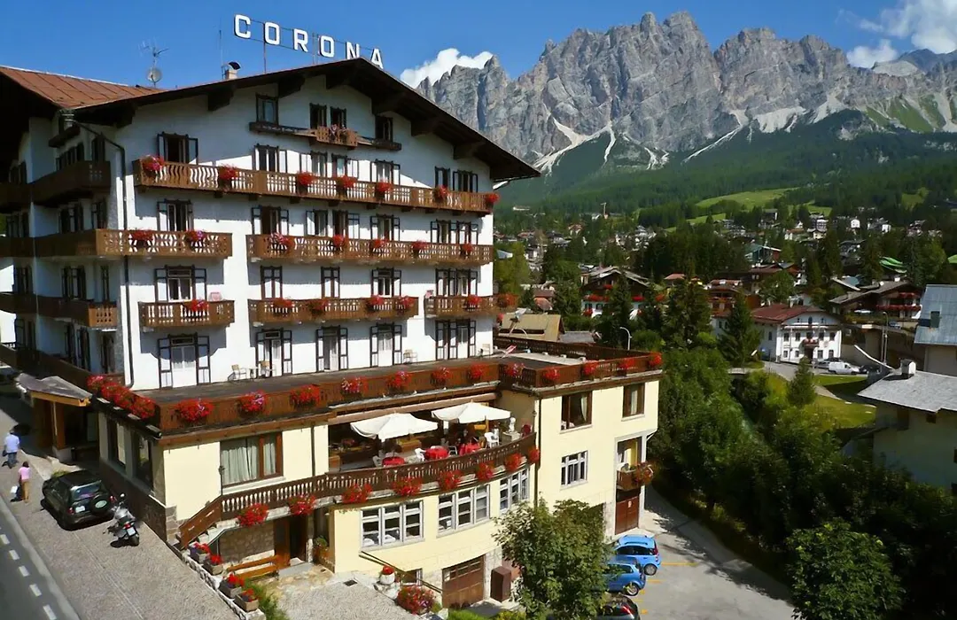 Hotel Corona-1