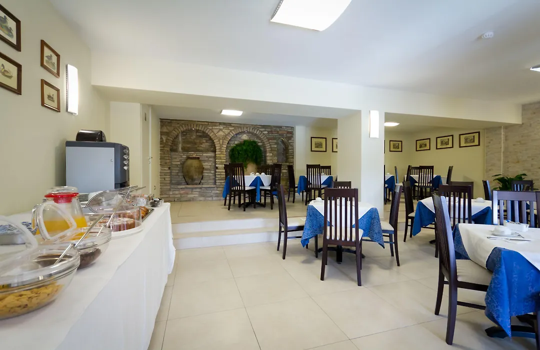 Hotel Donnini-1