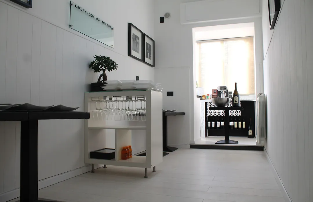 Gardenia Luxury Room-1