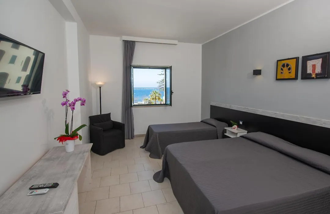 Hotel Hopps-1