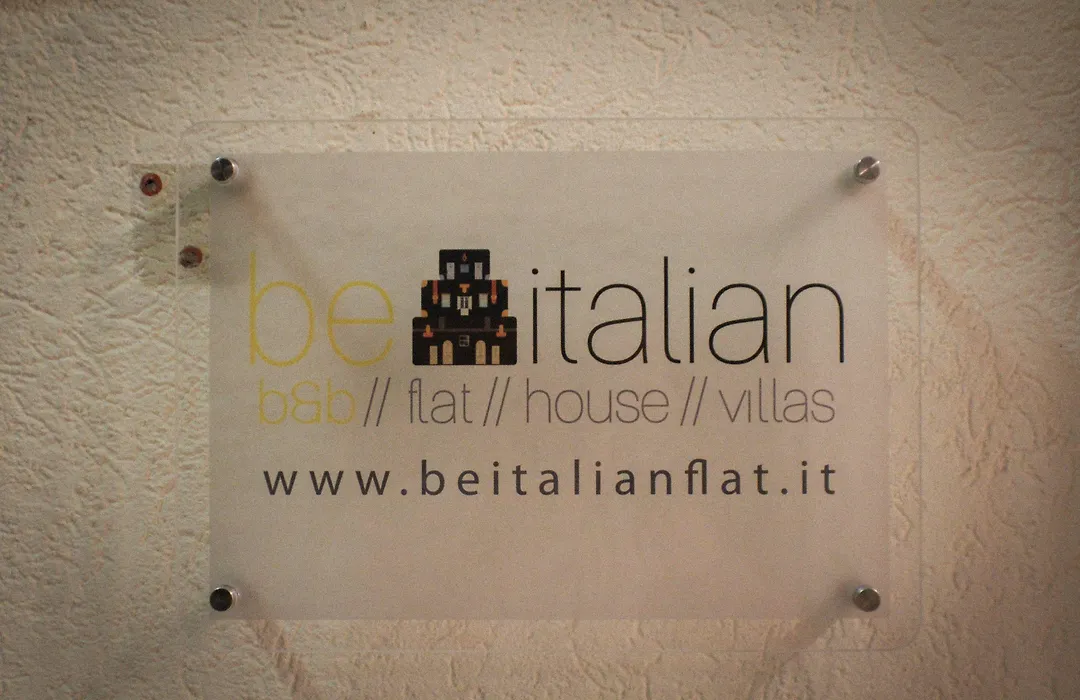 Be Italian Flat Piazza Bovio 22-1