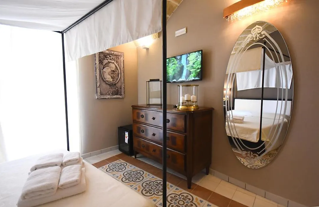 B&B Laura - Luxury Rooms-1