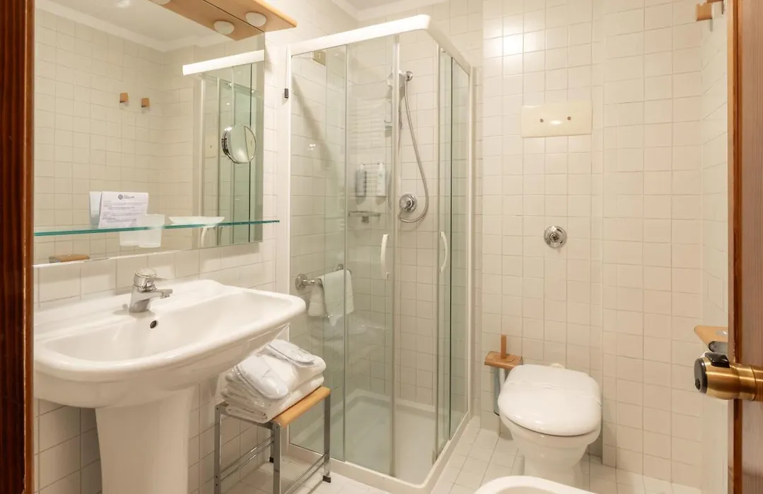 Hotel Cristallino D'Ampezzo-1