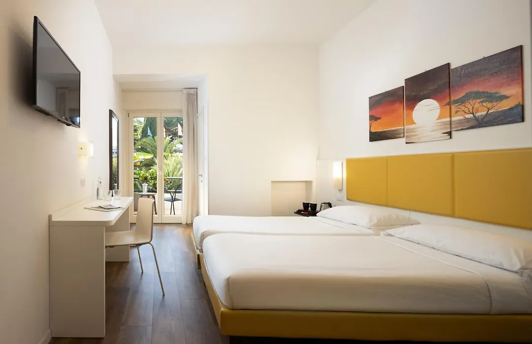 Hotel Villa Claudia-1