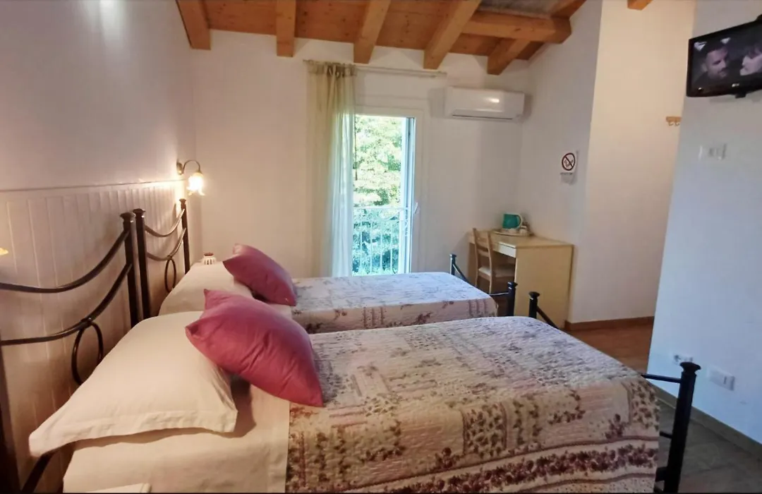 B&B Al Sogno Di Laura-1