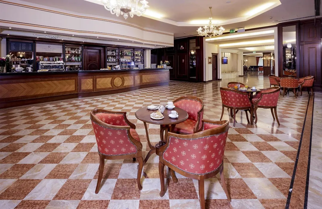 Best Western Classic Hotel-1