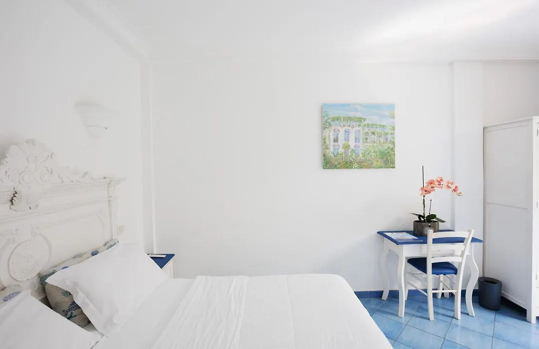 Hotel Bussola-1