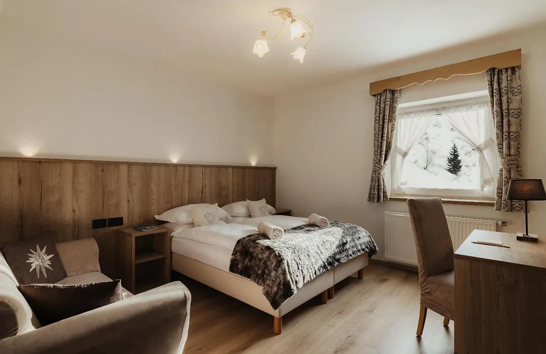 Hotel Monte Cherz-1