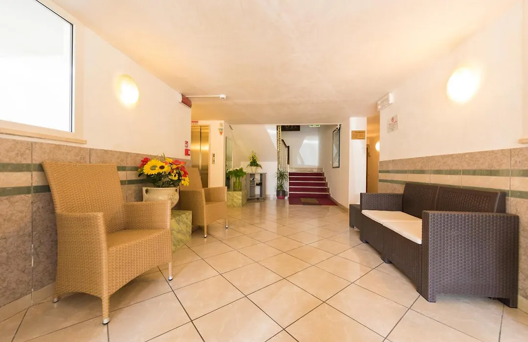 Hotel Pacific-1