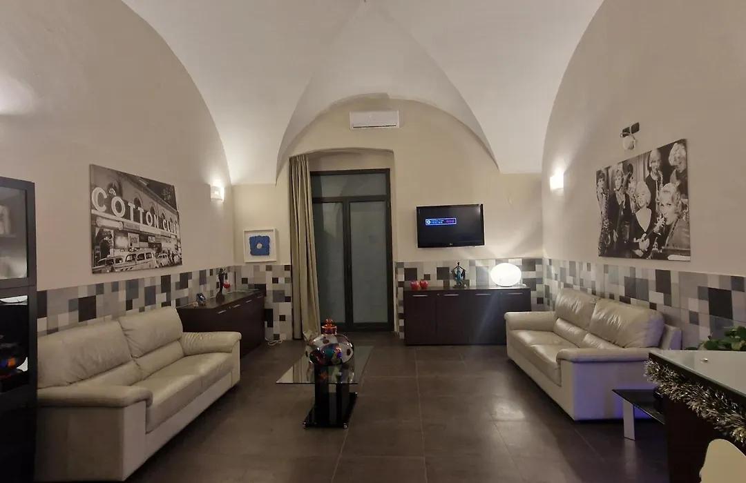 Art & Jazz Hotel-1