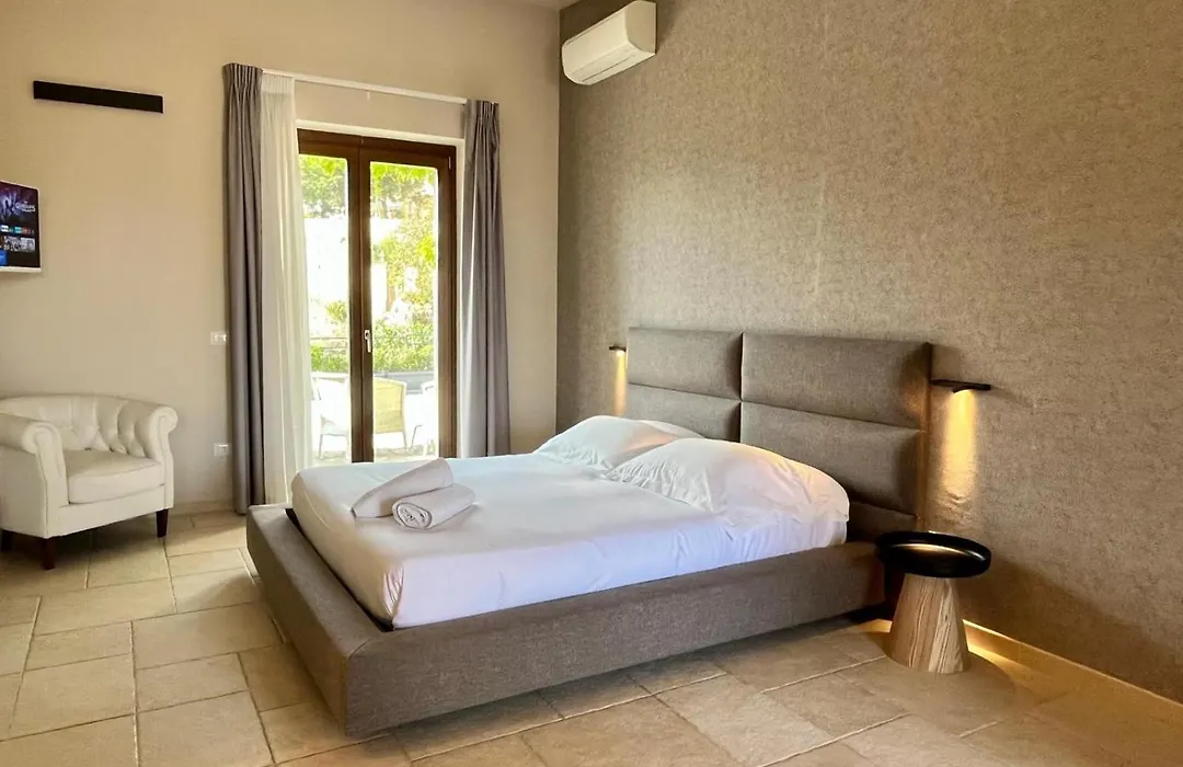 Residence Masseria Santa Lucia-1