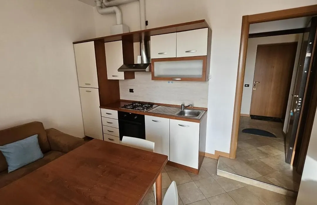 Hb Appartamenti In Centro Bergamo-1
