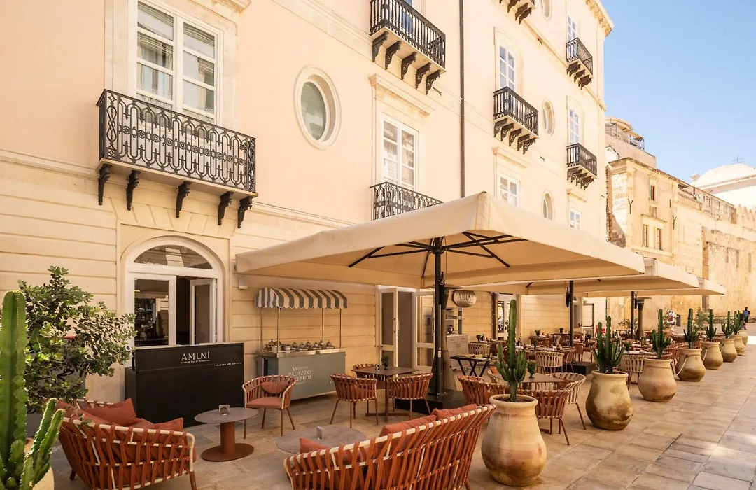 Palazzo Artemide - Vretreats, An Slh Hotel-1
