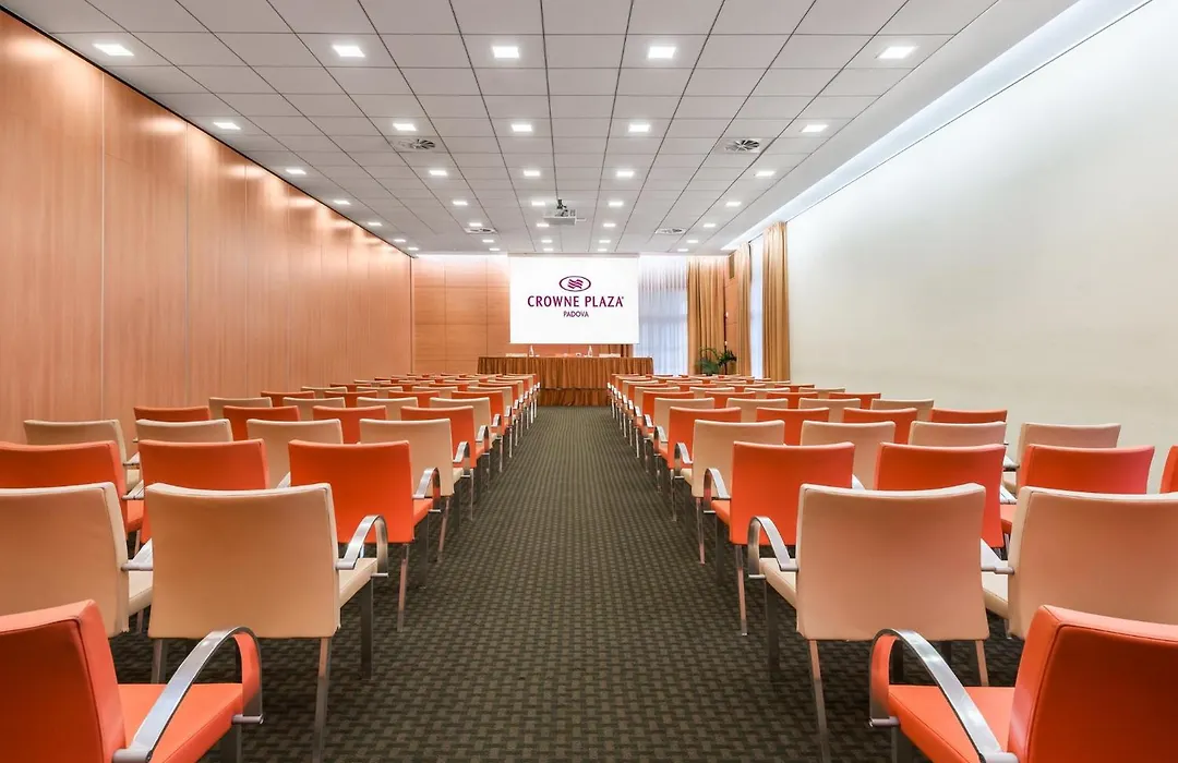 Crowne Plaza Padova By Ihg-1