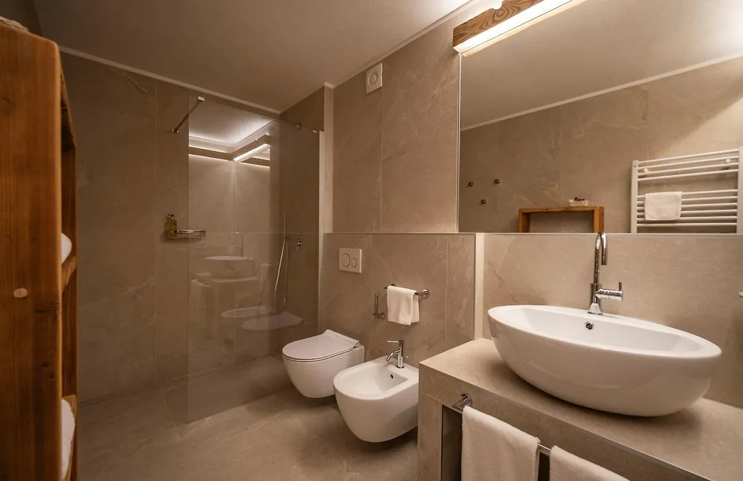 Hotel Vallechiara-1