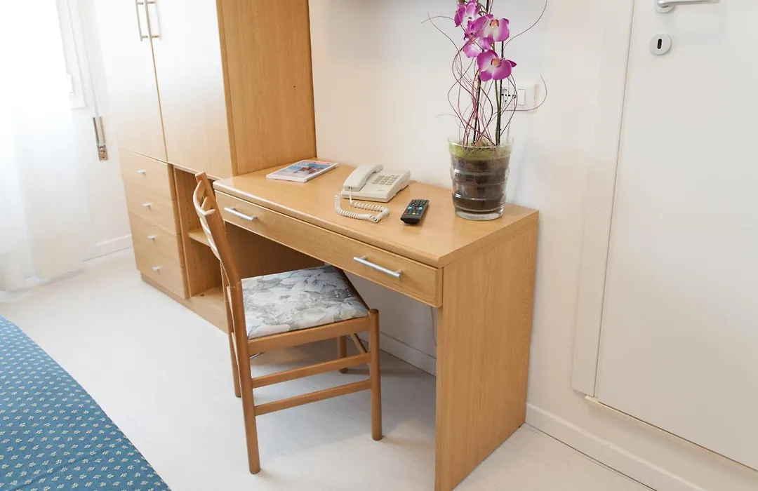 Hotel Marina-1