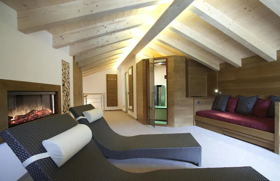 Hotel La Fradora - Dolomites Hotel-1