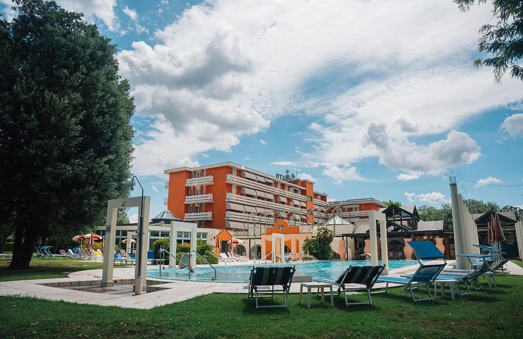 Termeterna Longevity Spring Resort-1
