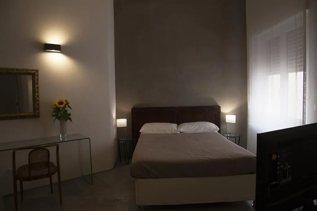 Rosalmar B&B-1