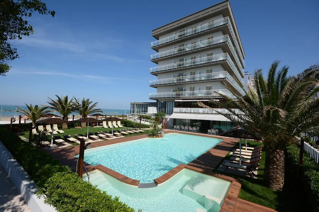 Hotel Spiaggia-1