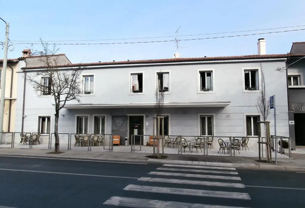 Hotel Valeria-1