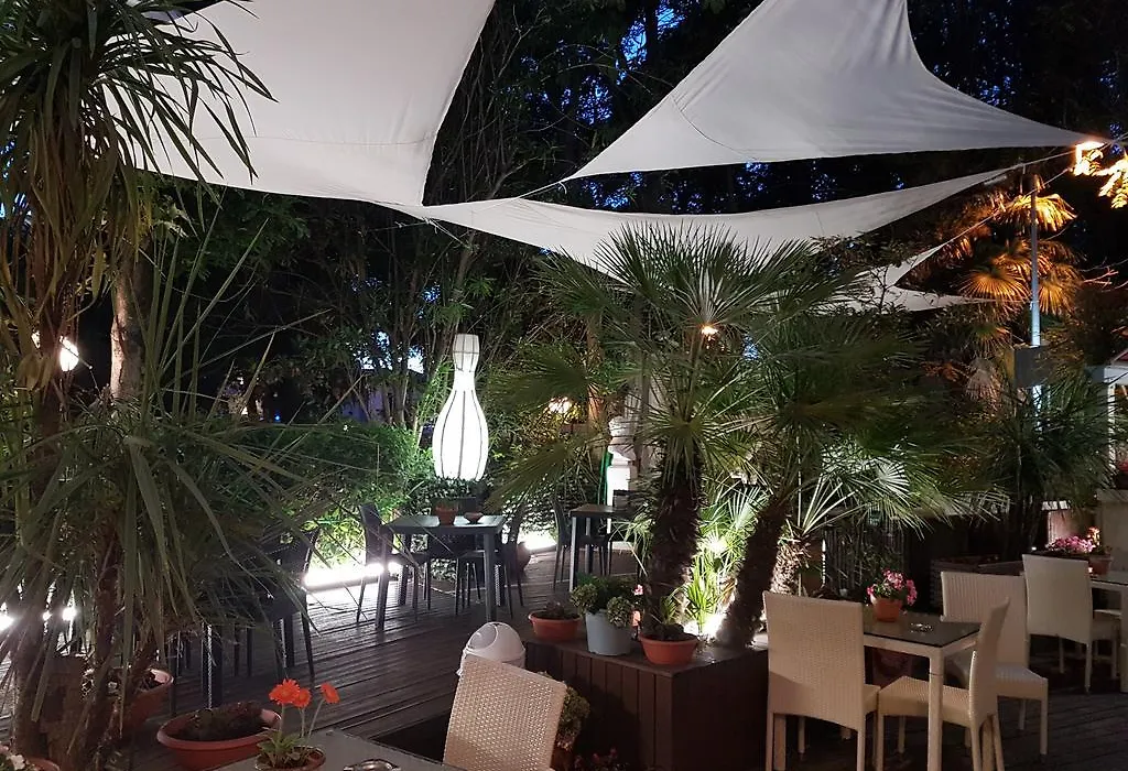 Hotel Bengasi-1