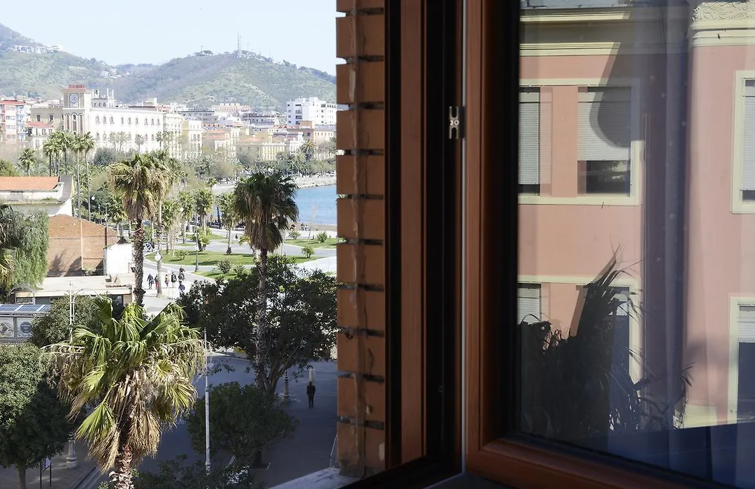 Fronte Del Porto Guesthouse-1