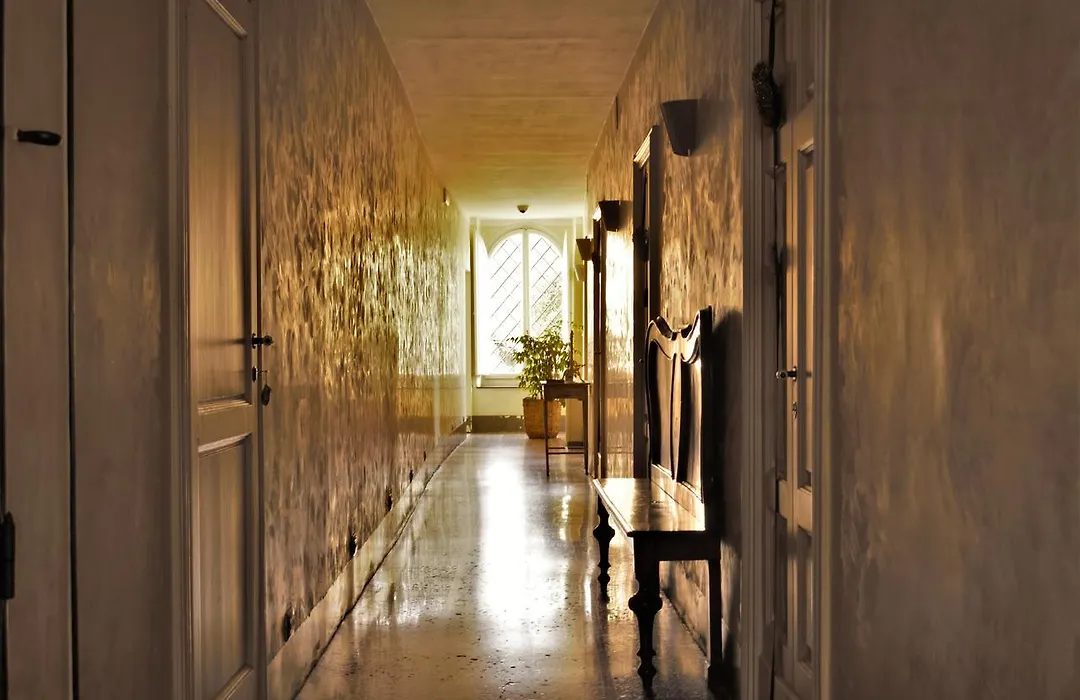 Msnsuites Villa Miralunga-1
