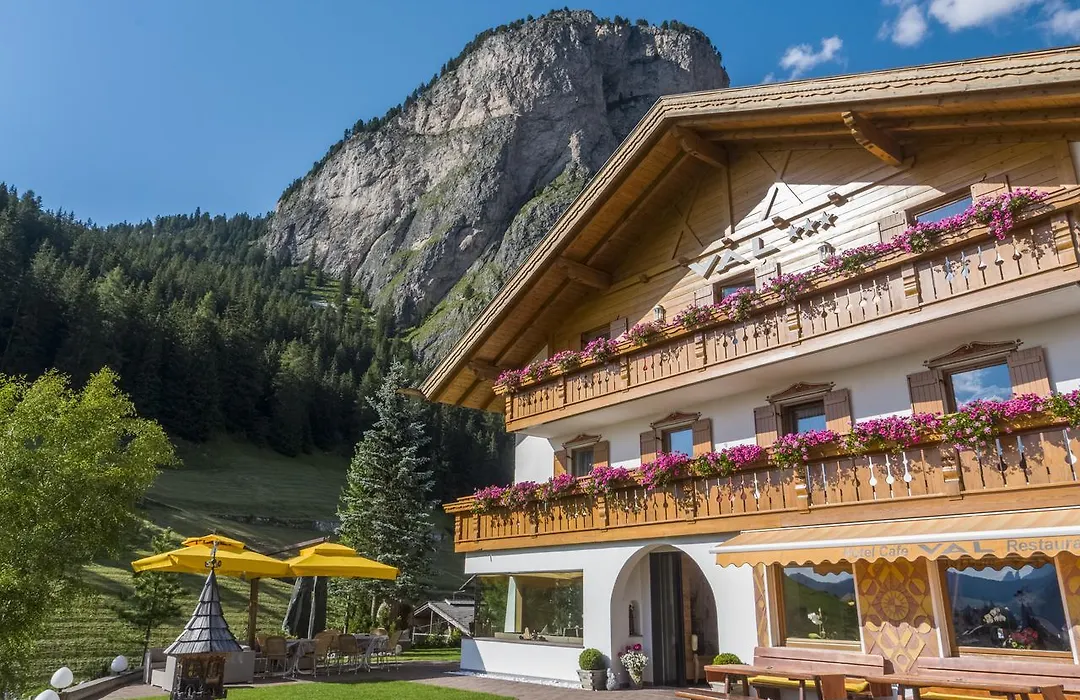 Hotel Val-1