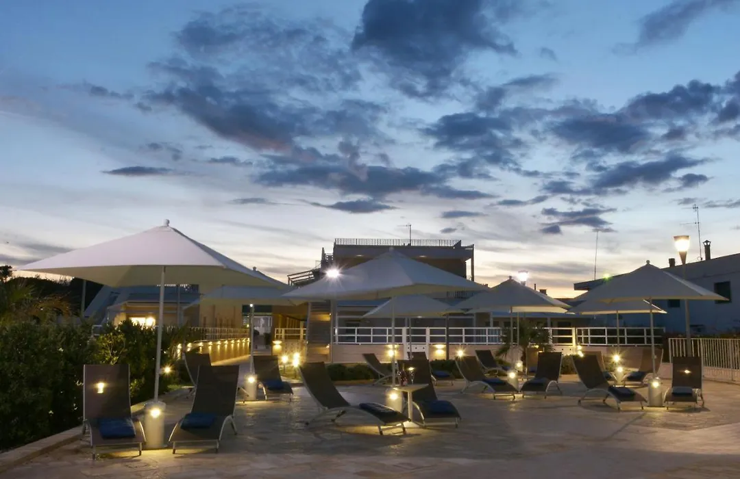 Vilu Suite Mare-1