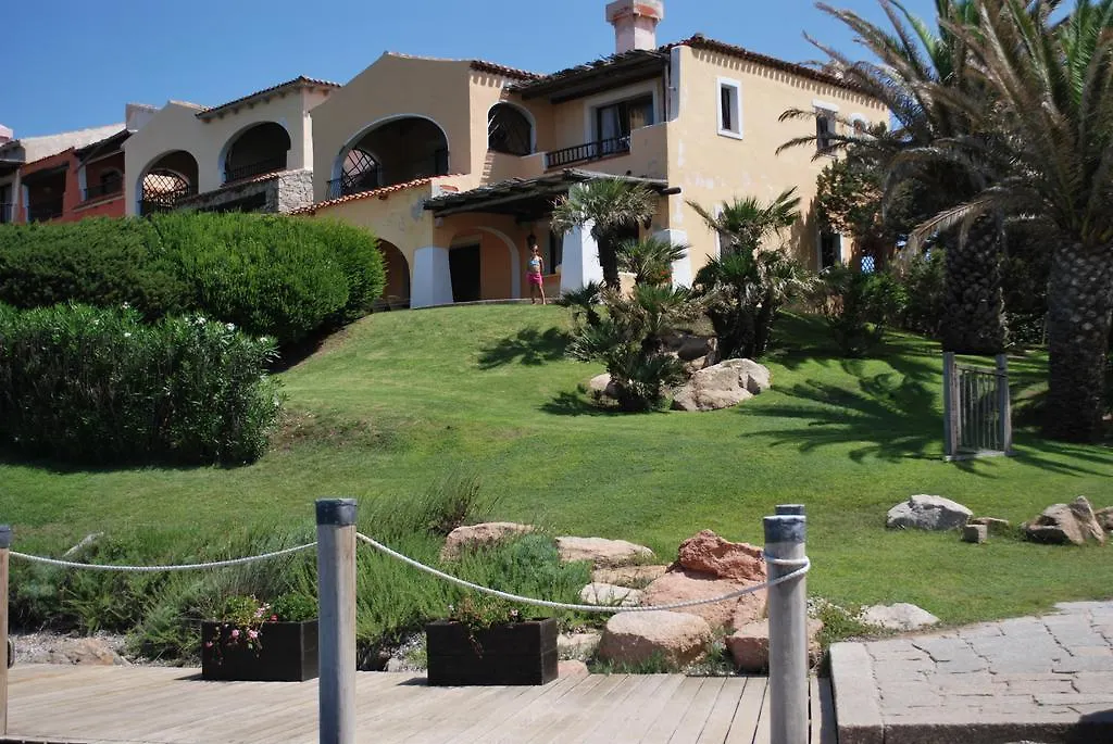 Dahu Porto Cervo 3 Camere 2 Bagni Sulla Spiaggia Cala Del Faro-1
