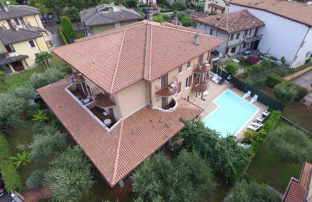 Hotel Chiara-1