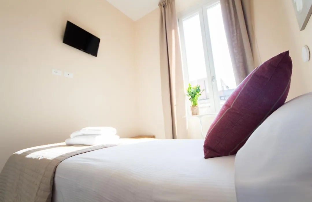 Emily Rooms-1