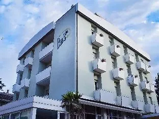 Hotel Bamby-1