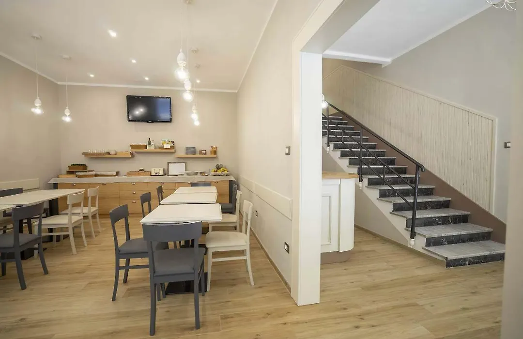 Albergo Africa-1